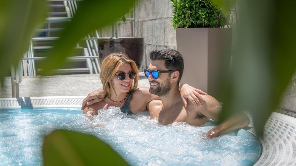 Hotel Rh Royal - Recommend For Adults Benidorm Dış mekan fotoğraf